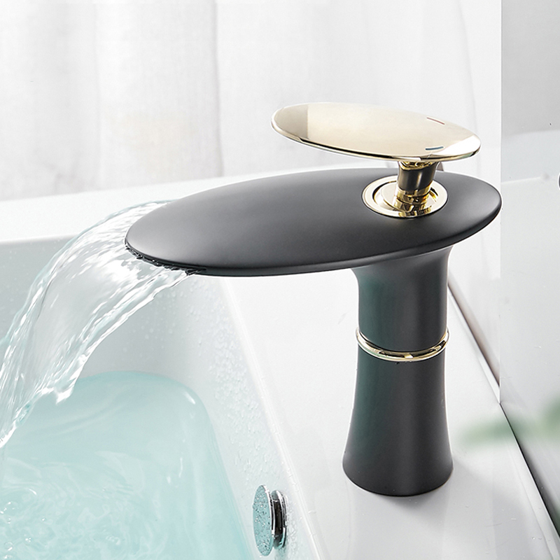 Home Hardware Bathroom Sinks - شلال حوض صنبور الذهب الأبيض الساخن