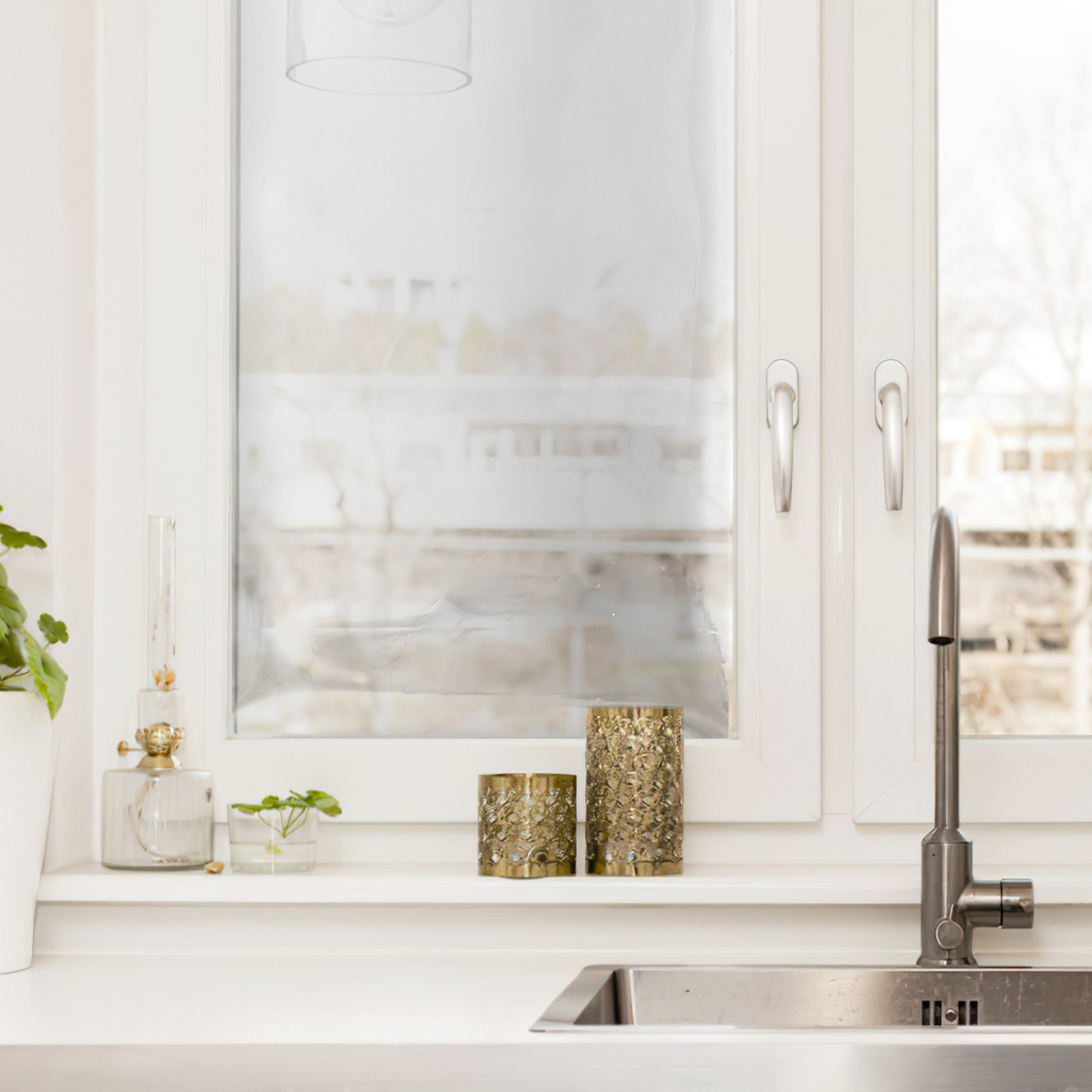 فيلم خصوصية للنوافذ أحادي الات - مراجعة Home Bathroom Window Tint وسعره