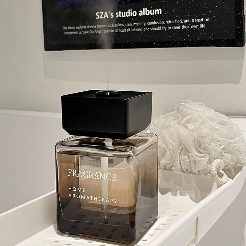 بخاخ عطر منزلي بجودة الفنادق،  - مراجعة Home & Bathroom Building Products Pte Ltd Photos وسعره