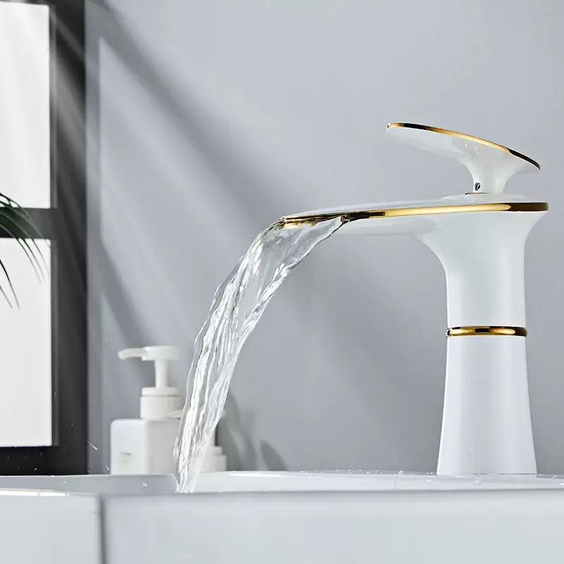 أبيض/أسود الذهب شلال حوض صنبور - مراجعة Home Hardware Bathroom Sinks وسعره