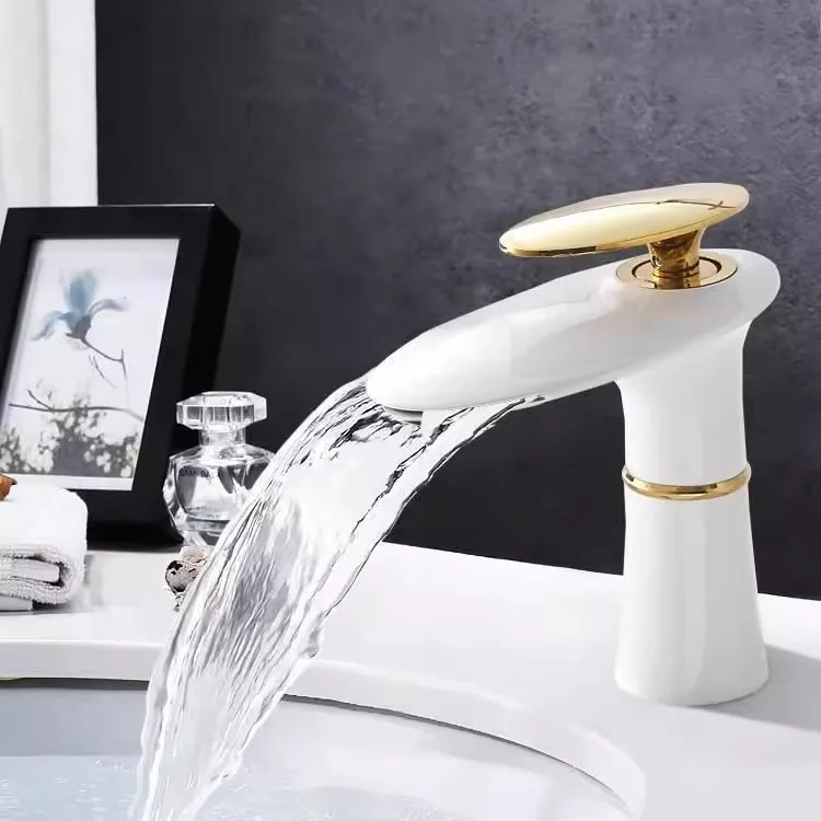 خلاط حوض شلال أبيض وذهبي ساخن  - مراجعة Home Hardware Bathroom Sinks وسعره